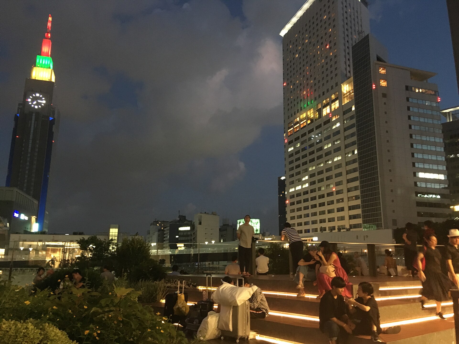 新宿サザンテラスイルミネーション